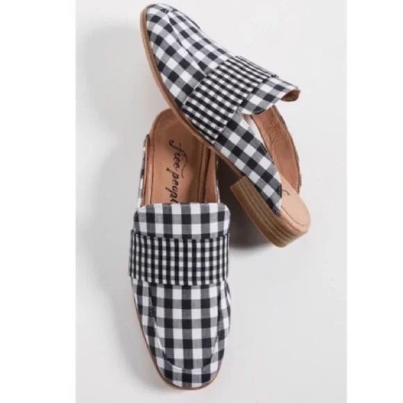 Free People At Ease Loafer Mule Checked Gingham Black White Tan EU 37 US 7 - Picture 3 of 16